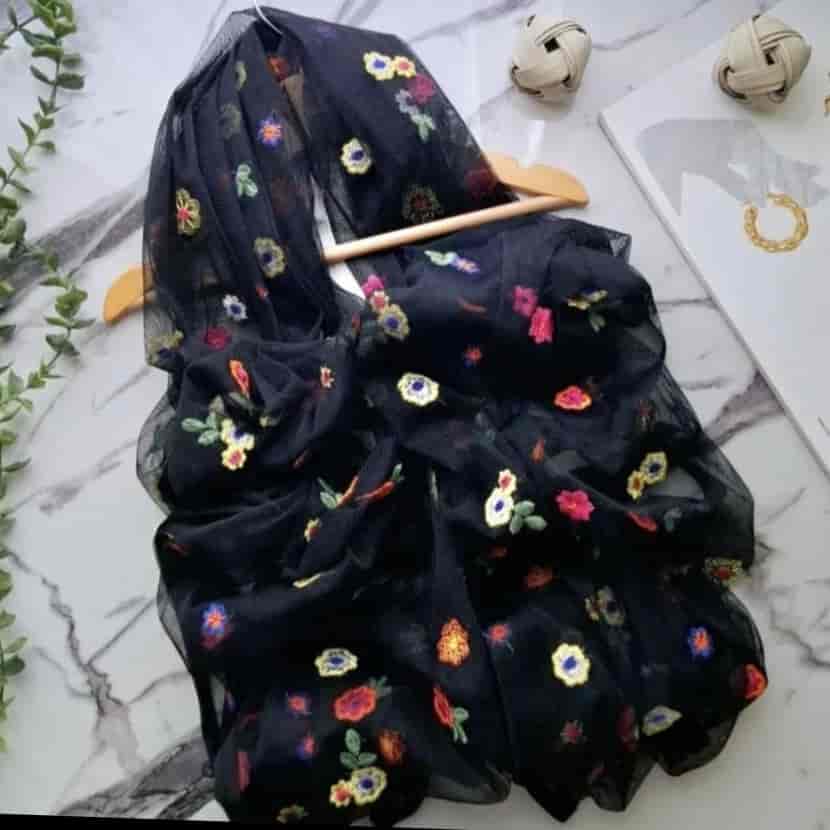 شال گل ابریشم